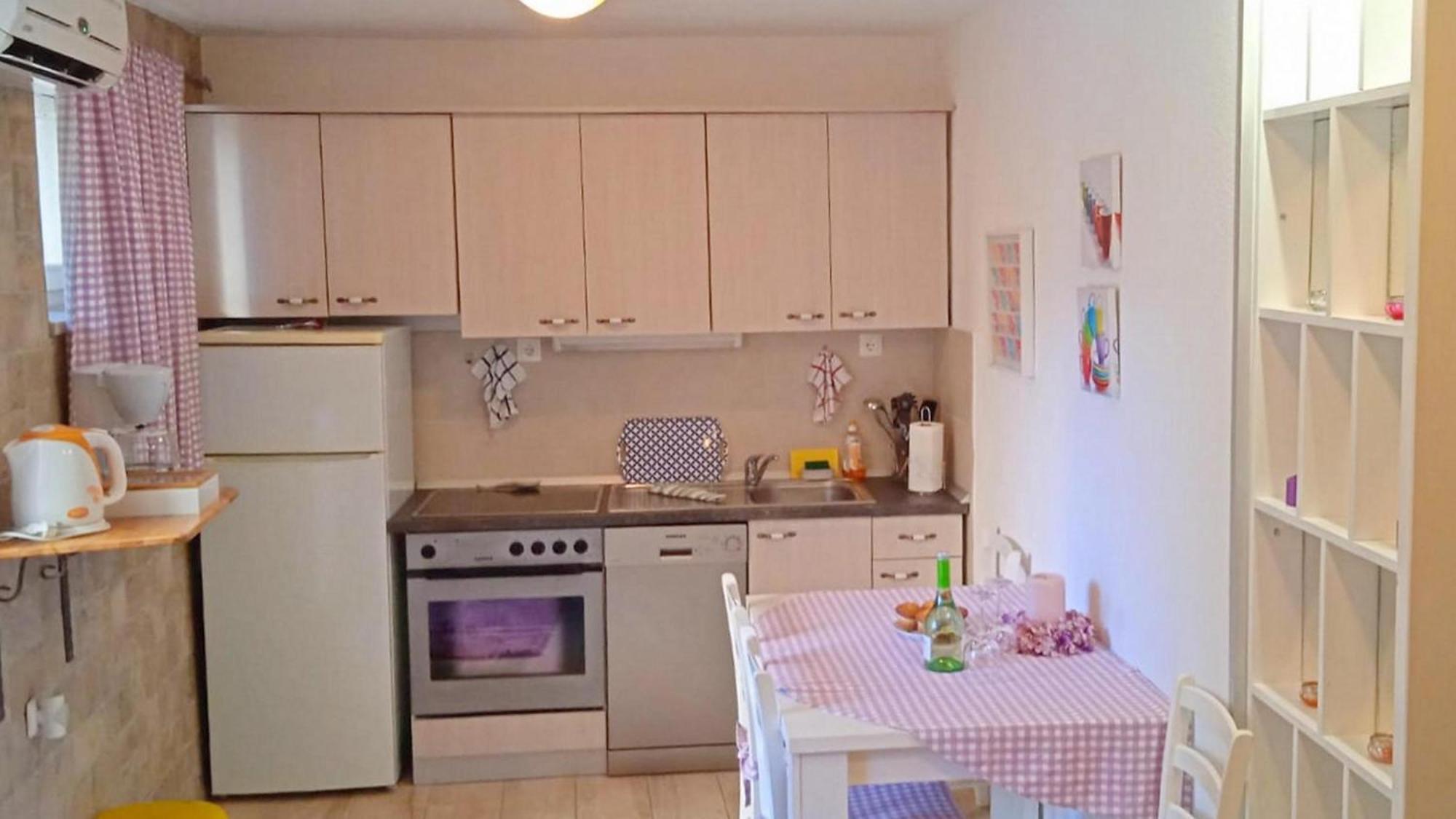 Apartments F&A Сплит Екстериор снимка